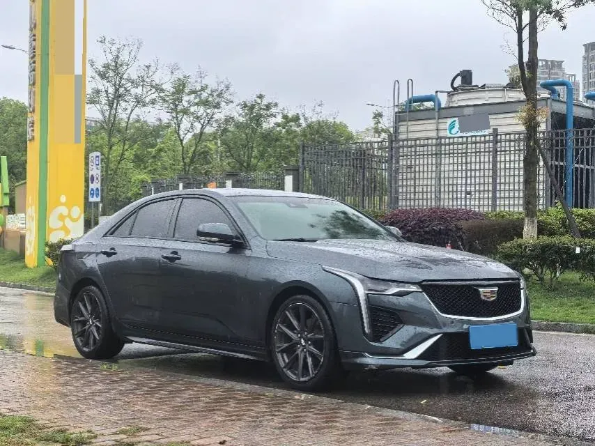 2021 Cadillac CT4 2.0T 237HP L4 8AT,autocango,china used car exporter,china ev exporter,chinese used car exporter,chinese used ev exporter