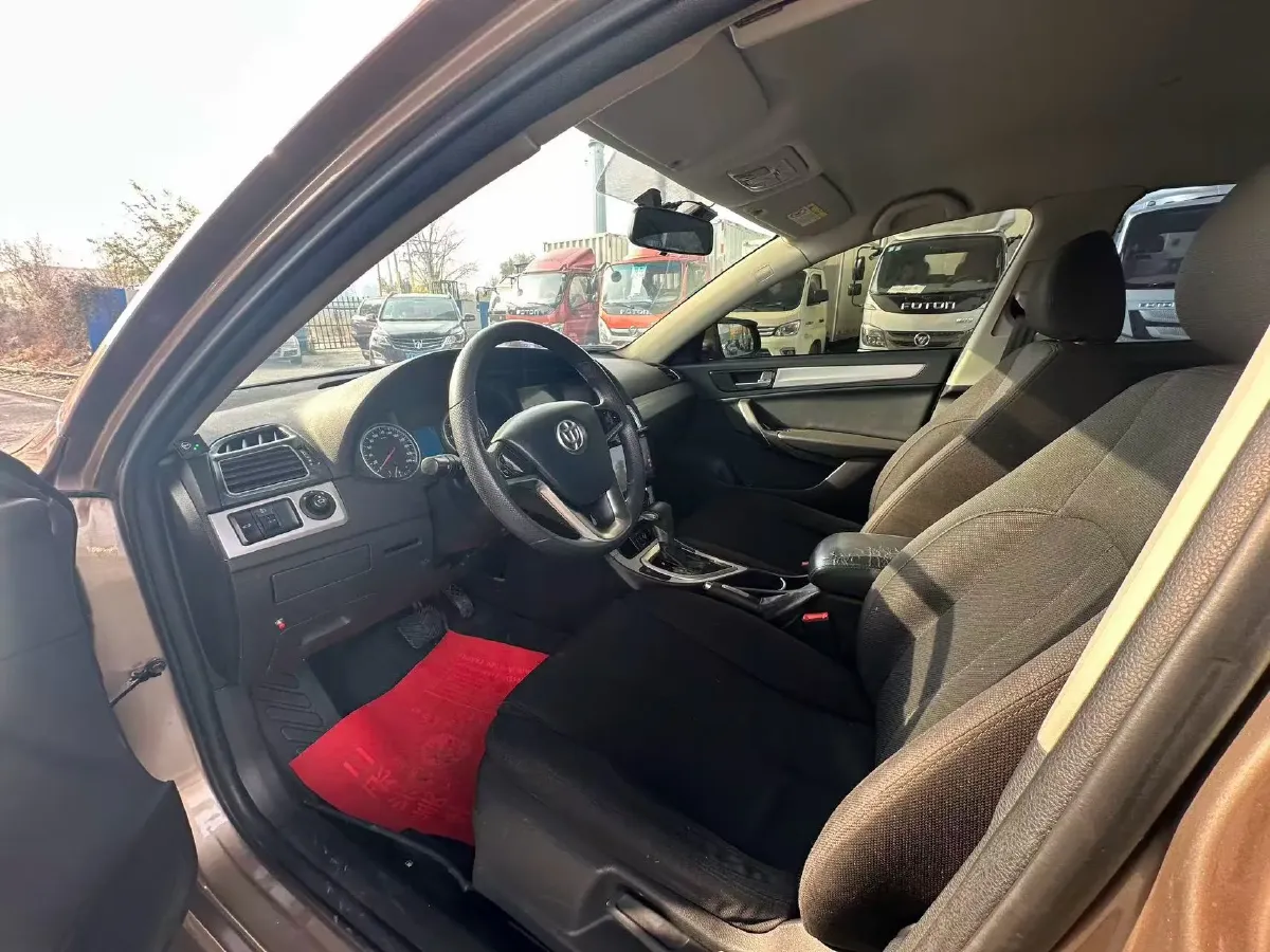 2014 Brilliance Auto H530 1.5T 150HP L4 5AT,autocango,china used car exporter,china ev exporter,chinese used car exporter,chinese used ev exporter