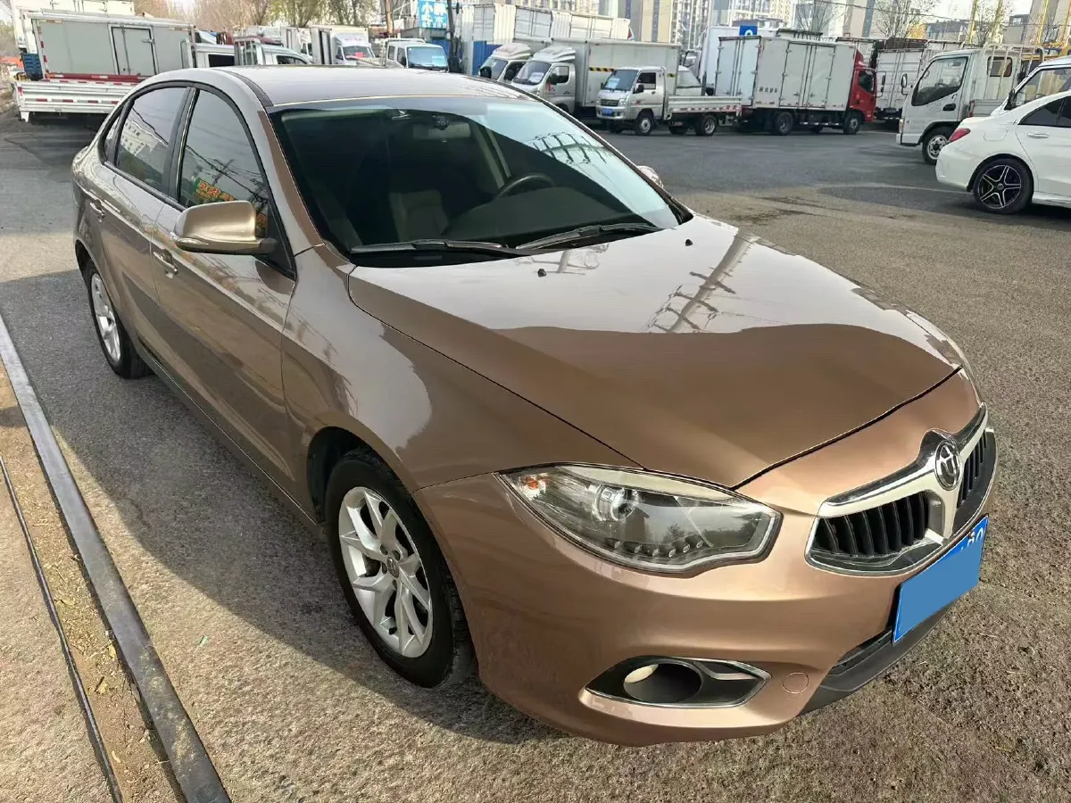 2014 Brilliance Auto H530 1.5T 150HP L4 5AT,autocango,china used car exporter,china ev exporter,chinese used car exporter,chinese used ev exporter