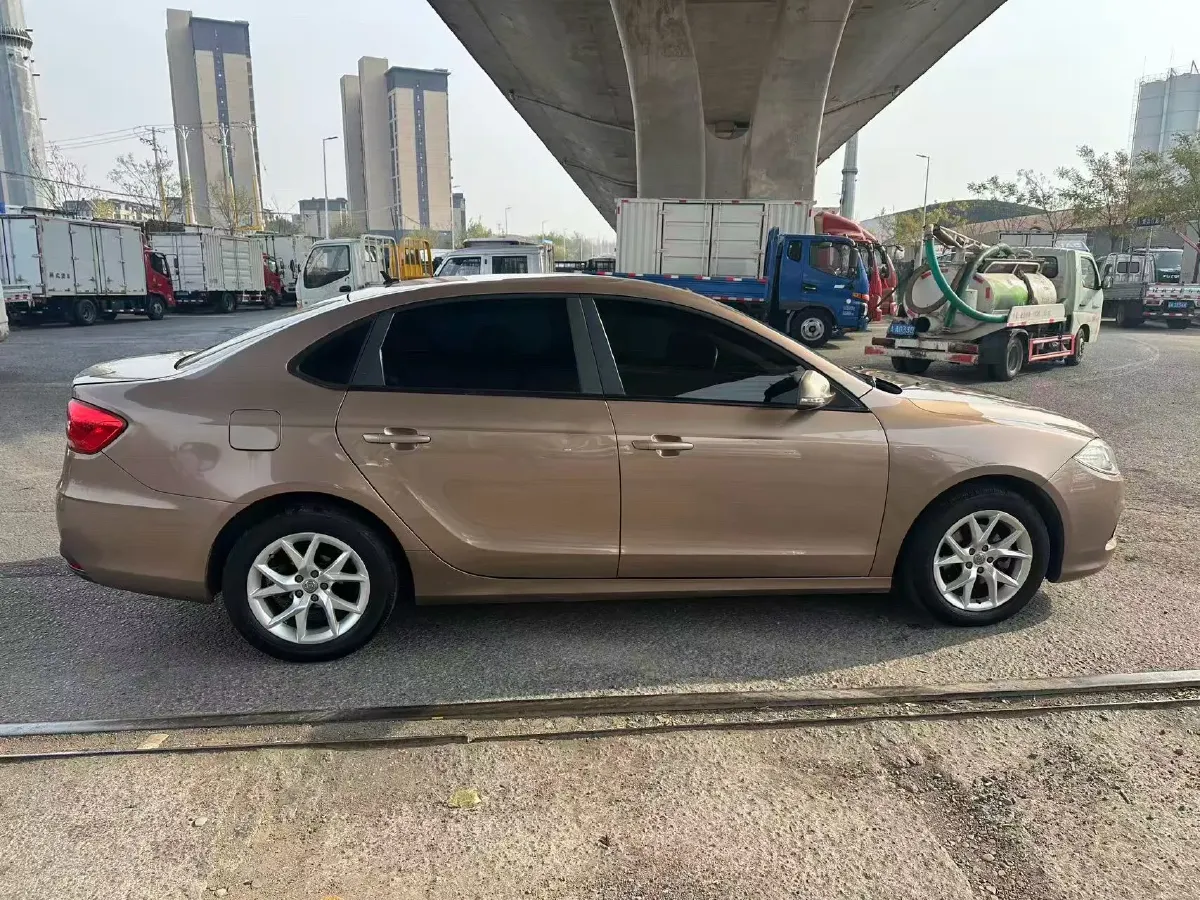 2014 Brilliance Auto H530 1.5T 150HP L4 5AT,autocango,china used car exporter,china ev exporter,chinese used car exporter,chinese used ev exporter