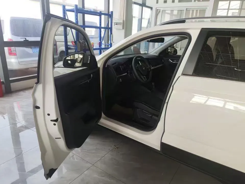 2021 Skoda Kamiq 1.5L 112HP L4 6AT,autocango,china used car exporter,china ev exporter,chinese used car exporter,chinese used ev exporter