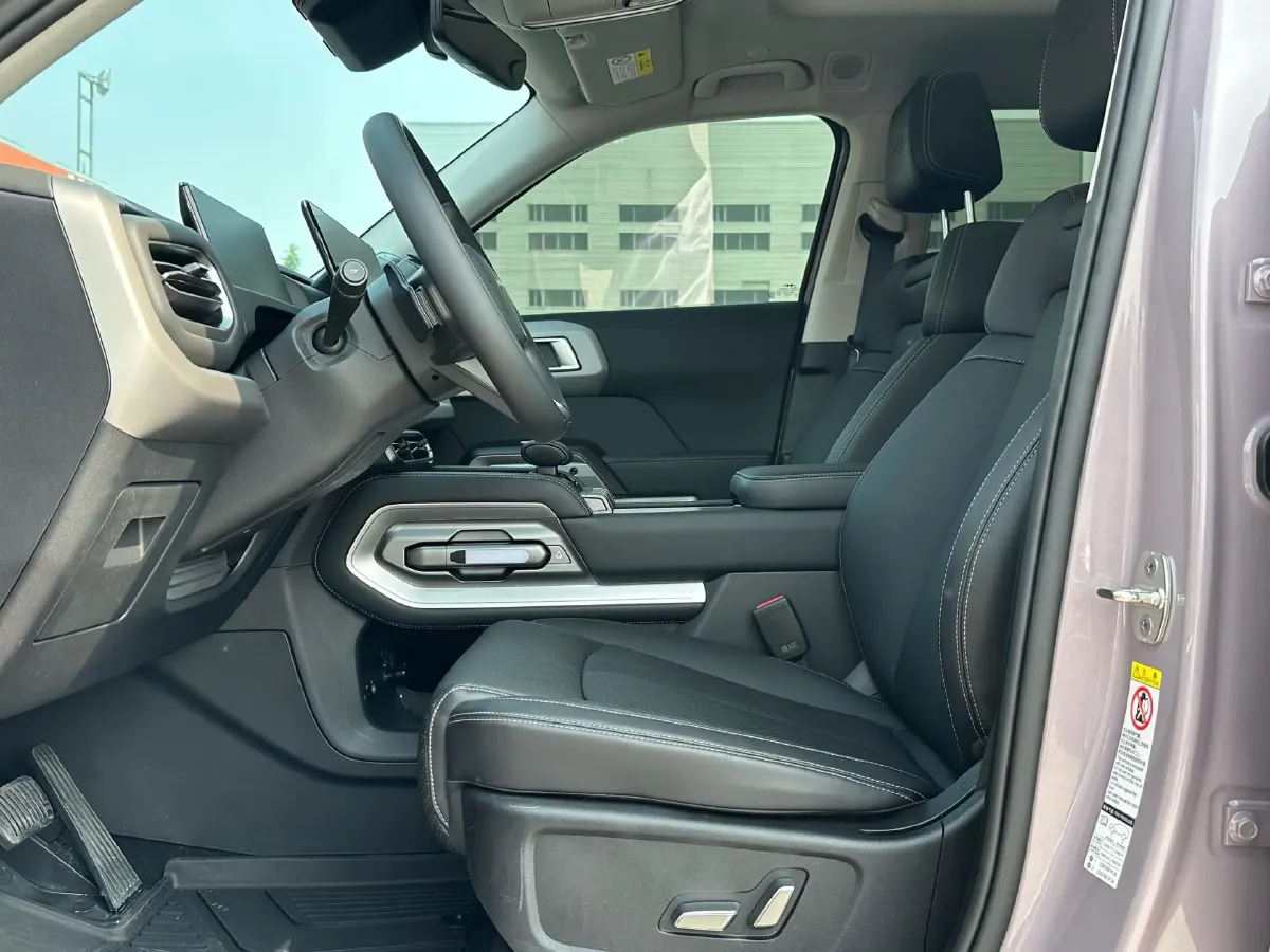 2025 FangChengBao Tai 3 BEV,autocango,china used car exporter,china ev exporter,chinese used car exporter,chinese used ev exporter