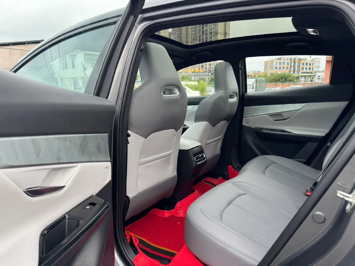 2023 ChangAn UNI-T 1.5T 188HP L4 7DCT,autocango,china used car exporter,china ev exporter,chinese used car exporter,chinese used ev exporter