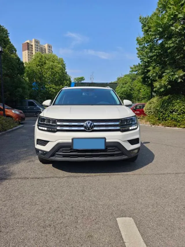 2021 Volkswagen Tharu 1.4T 150HP L4 7DCT,autocango,china used car exporter,china ev exporter,chinese used car exporter,chinese used ev exporter