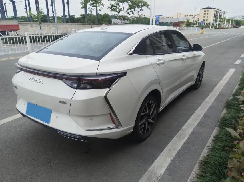 2021 DongFeng Aeolus YiXuan 1.5T 150HP L4 6DCT,autocango,china used car exporter,china ev exporter,chinese used car exporter,chinese used ev exporter