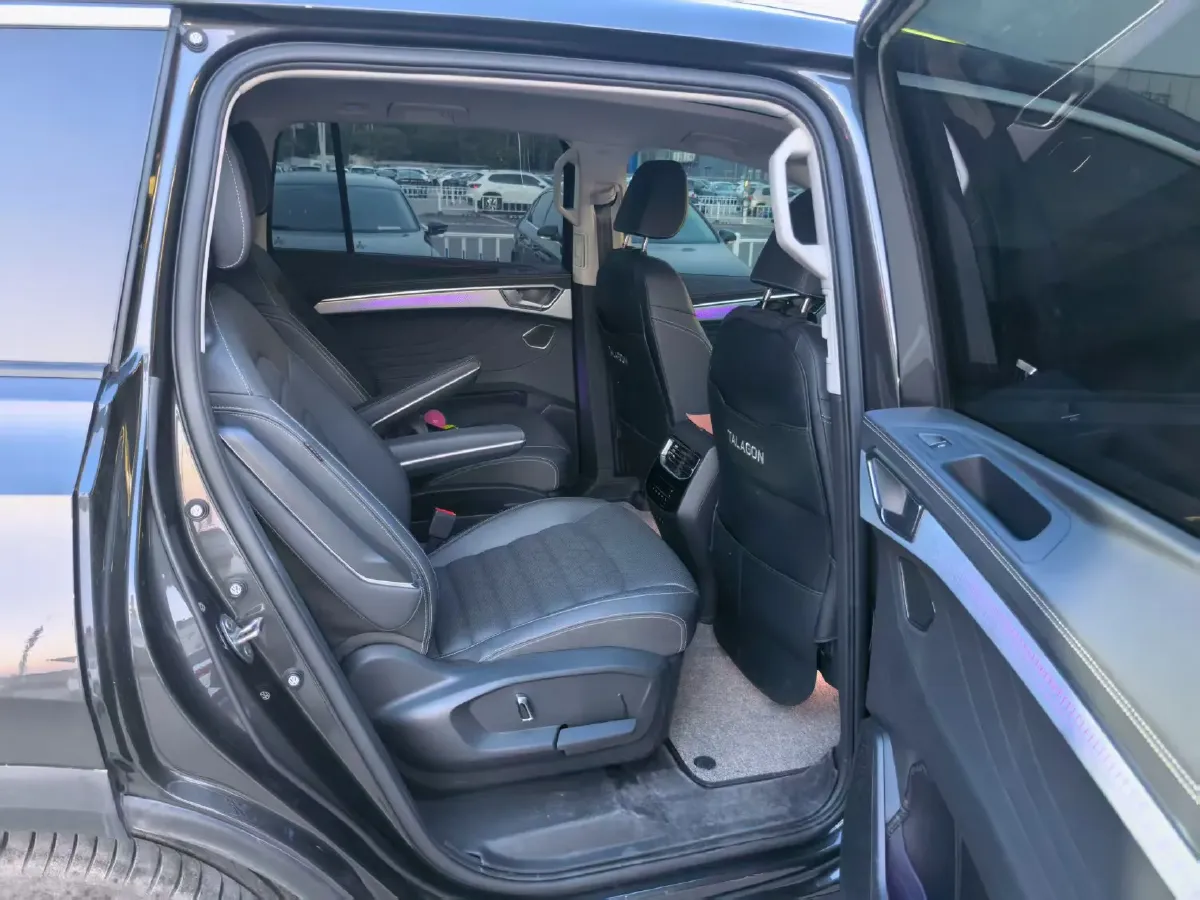 2023 Volkswagen Talagon 2.0T 186HP L4 7DCT,autocango,china used car exporter,china ev exporter,chinese used car exporter,chinese used ev exporter
