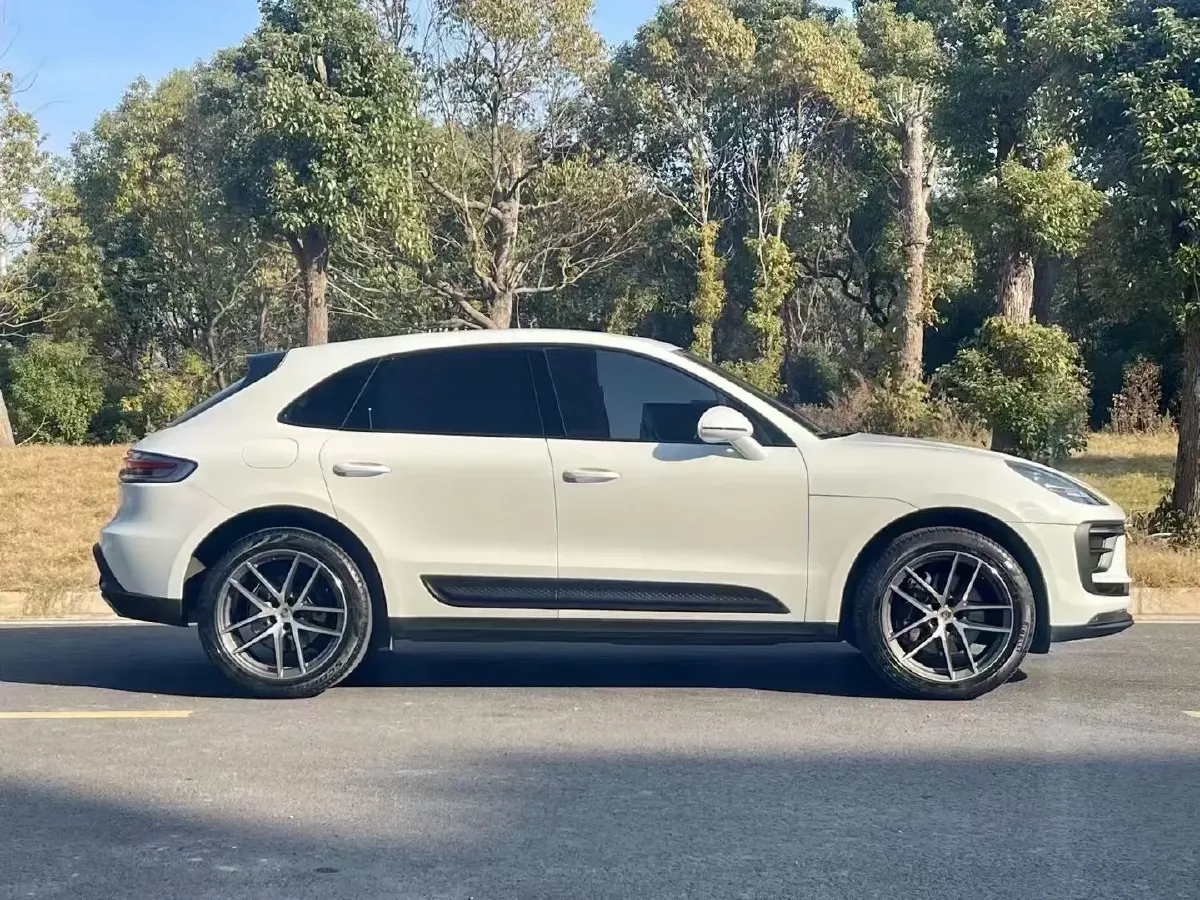 2023 Porsche Macan 2.0T 265HP L4 7DCT,autocango,china used car exporter,china ev exporter,chinese used car exporter,chinese used ev exporter