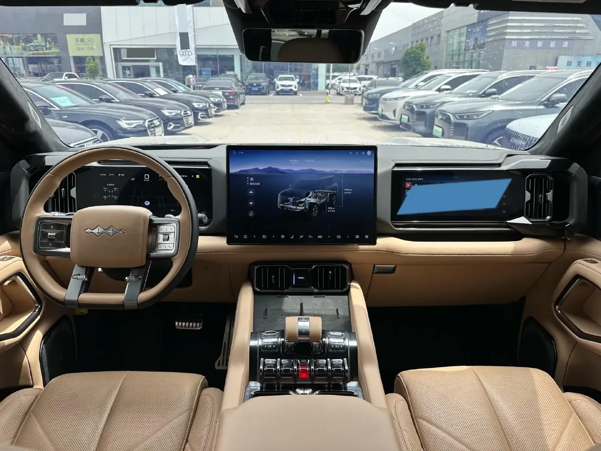 2025 FangChengBao Bao 8 2.0T 245HP L4 E-CVT PHEV 36.8KWH,autocango,china used car exporter,china ev exporter,chinese used car exporter,chinese used ev exporter