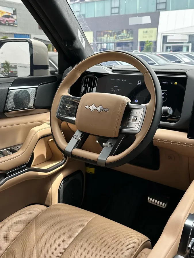 2025 FangChengBao Bao 8 2.0T 245HP L4 E-CVT PHEV 36.8KWH,autocango,china used car exporter,china ev exporter,chinese used car exporter,chinese used ev exporter