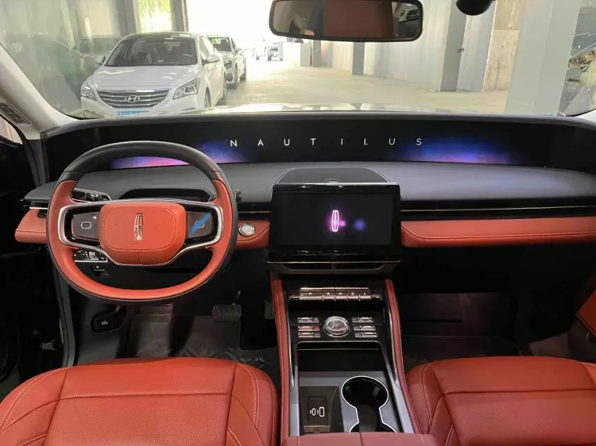 2025 Lincoln Nautilus 2.0T 282HP L4 E-CVT Hybrid,autocango,china used car exporter,china ev exporter,chinese used car exporter,chinese used ev exporter