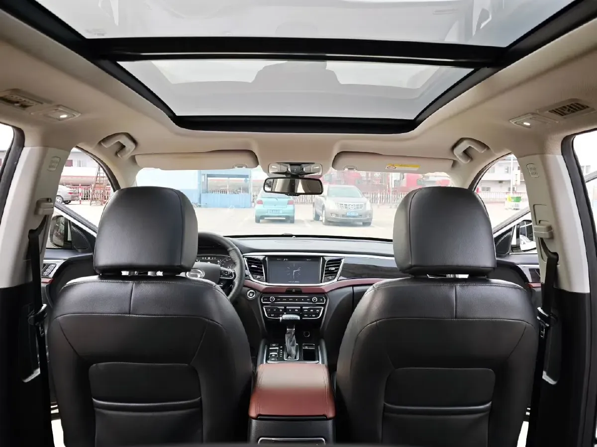 2017 GAC Trumpchi GS8 2.0T 201HP L4 6AT,autocango,china used car exporter,china ev exporter,chinese used car exporter,chinese used ev exporter