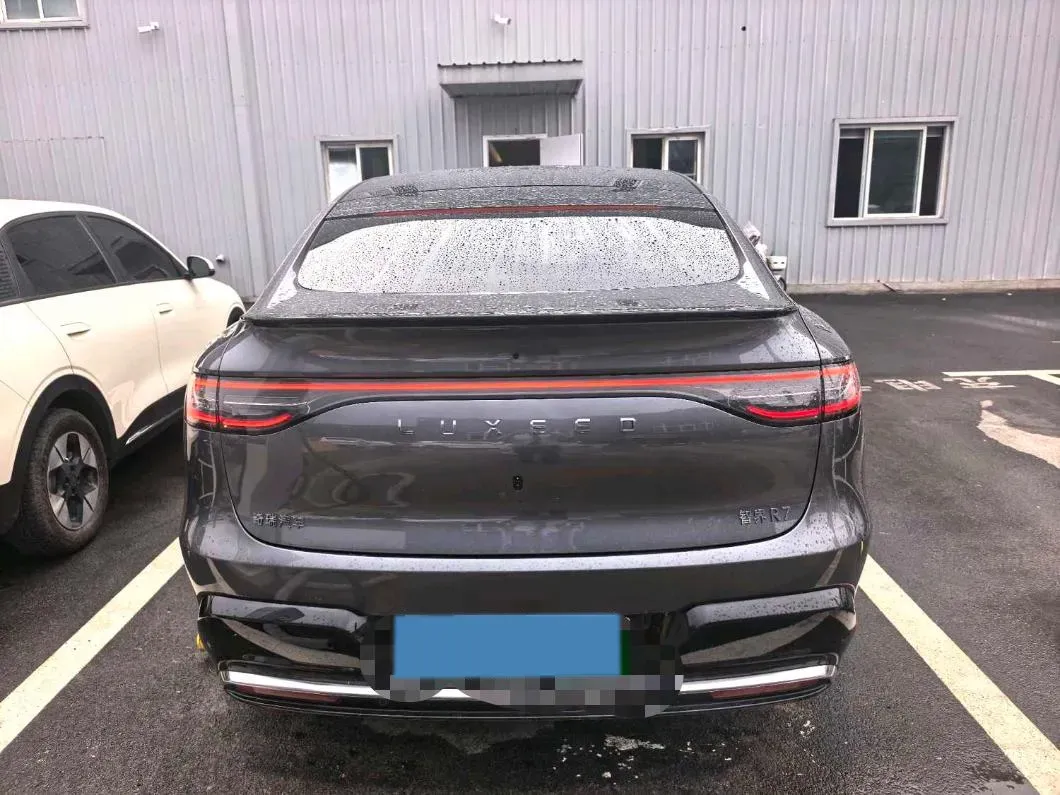 2026 Luxeed R7 REEV 156HP REEV,autocango,china used car exporter,china ev exporter,chinese used car exporter,chinese used ev exporter
