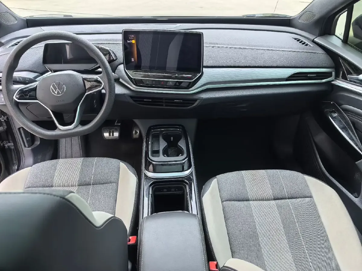 2022 Volkswagen ID.4 Crozz BEV 84.8KWH,autocango,china used car exporter,china ev exporter,chinese used car exporter,chinese used ev exporter