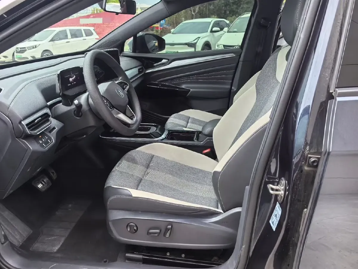 2022 Volkswagen ID.4 Crozz BEV 84.8KWH,autocango,china used car exporter,china ev exporter,chinese used car exporter,chinese used ev exporter