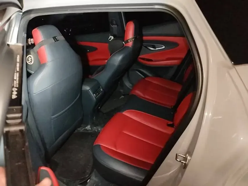 2020 ChangAn UNI-T 1.5T 180HP L4 7DCT,autocango,china used car exporter,china ev exporter,chinese used car exporter,chinese used ev exporter