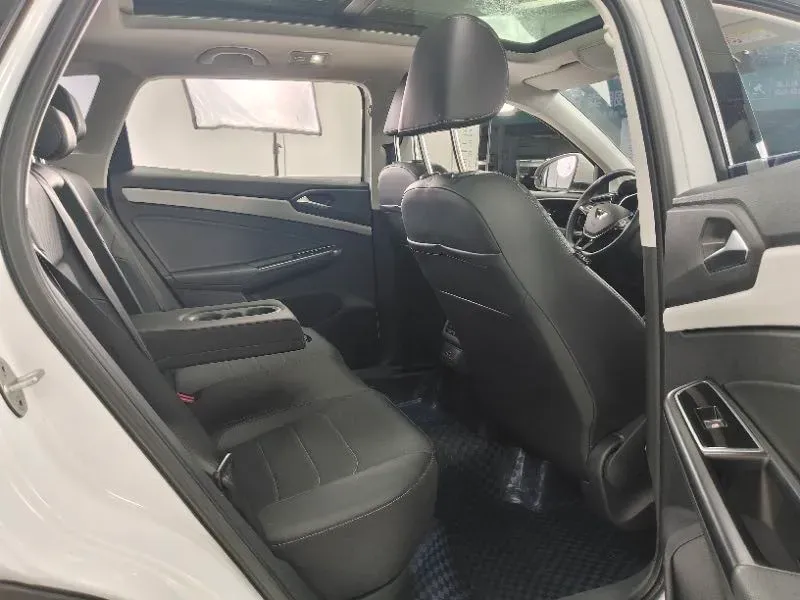2023 Jetta VS7 1.4T 150HP L4 6AT,autocango,china used car exporter,china ev exporter,chinese used car exporter,chinese used ev exporter