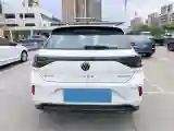 2025 Volkswagen T-Roc 1.5T 160HP L4 7DCT