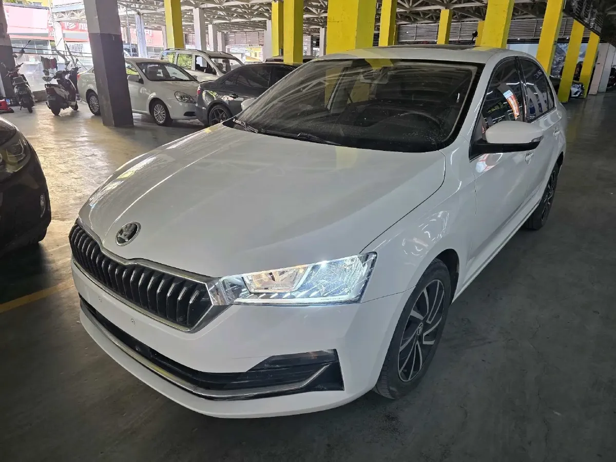 2020 Skoda Rapid 1.5L 112HP L4 6AT,autocango,china used car exporter,china ev exporter,chinese used car exporter,chinese used ev exporter