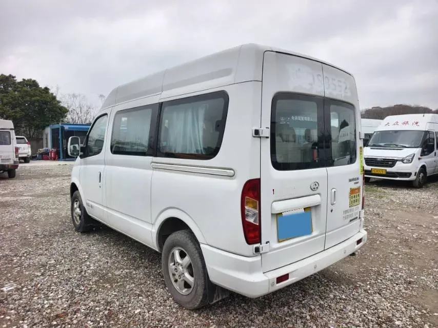 2013 MAXUS XinTu V80 2.5T 136HP L4 5MT,autocango,china used car exporter,china ev exporter,chinese used car exporter,chinese used ev exporter