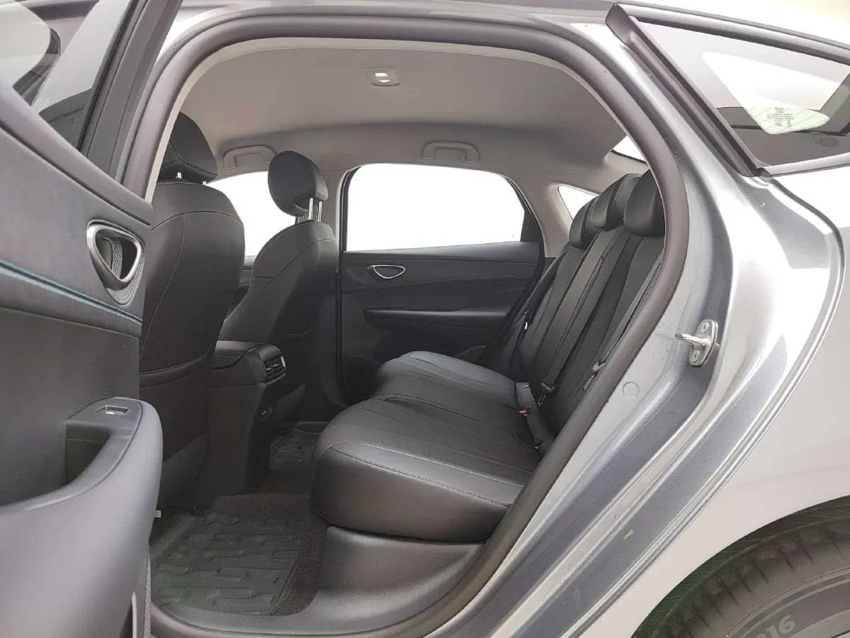 2026 BYD Seal05 DM-i 1.5L 101HP L4 E-CVT PHEV,autocango,china used car exporter,china ev exporter,chinese used car exporter,chinese used ev exporter