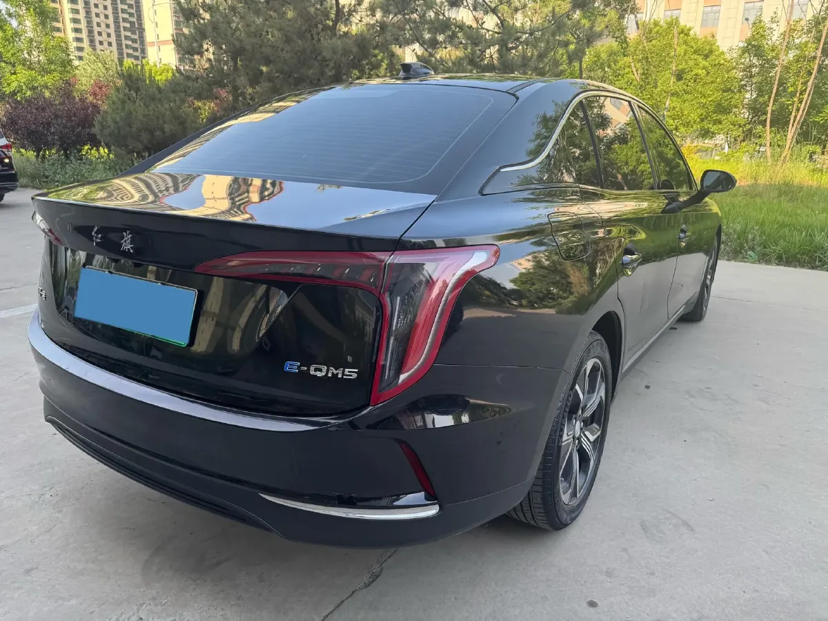2024 HongQi E-QM5 BEV 60KWH,autocango,china used car exporter,china ev exporter,chinese used car exporter,chinese used ev exporter