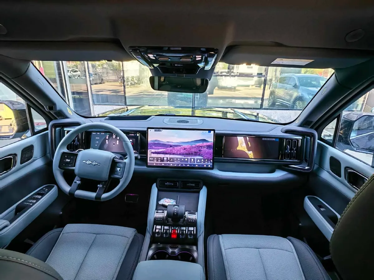 2025 FangChengBao Bao 5 1.5T 194HP L4 E-CVT PHEV,autocango,china used car exporter,china ev exporter,chinese used car exporter,chinese used ev exporter