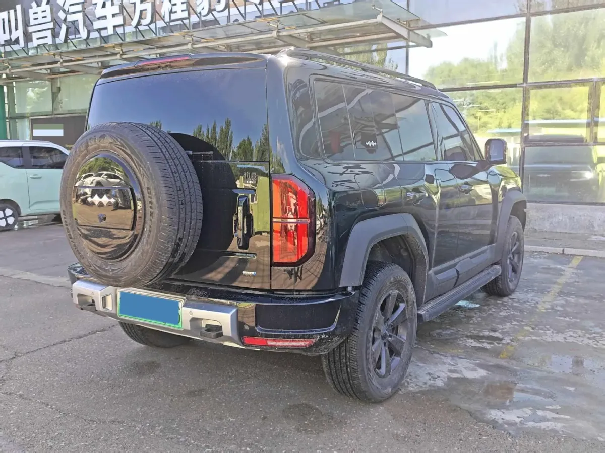 2025 FangChengBao Bao 5 1.5T 194HP L4 E-CVT PHEV,autocango,china used car exporter,china ev exporter,chinese used car exporter,chinese used ev exporter