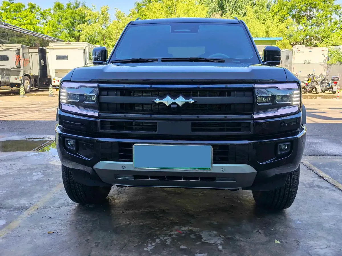 2025 FangChengBao Bao 5 1.5T 194HP L4 E-CVT PHEV,autocango,china used car exporter,china ev exporter,chinese used car exporter,chinese used ev exporter