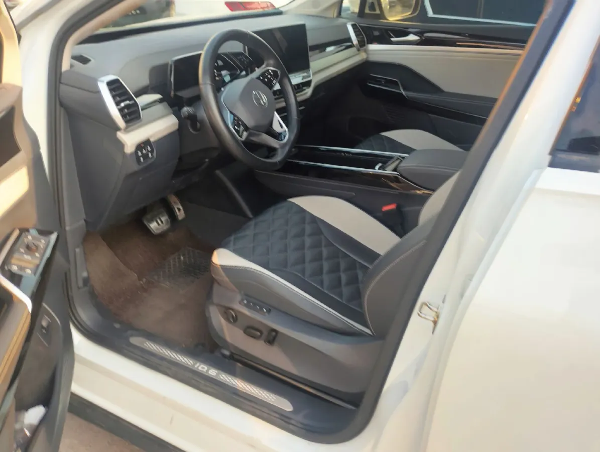 2022 Volkswagen ID.6 Crozz BEV 84.8KWH,autocango,china used car exporter,china ev exporter,chinese used car exporter,chinese used ev exporter