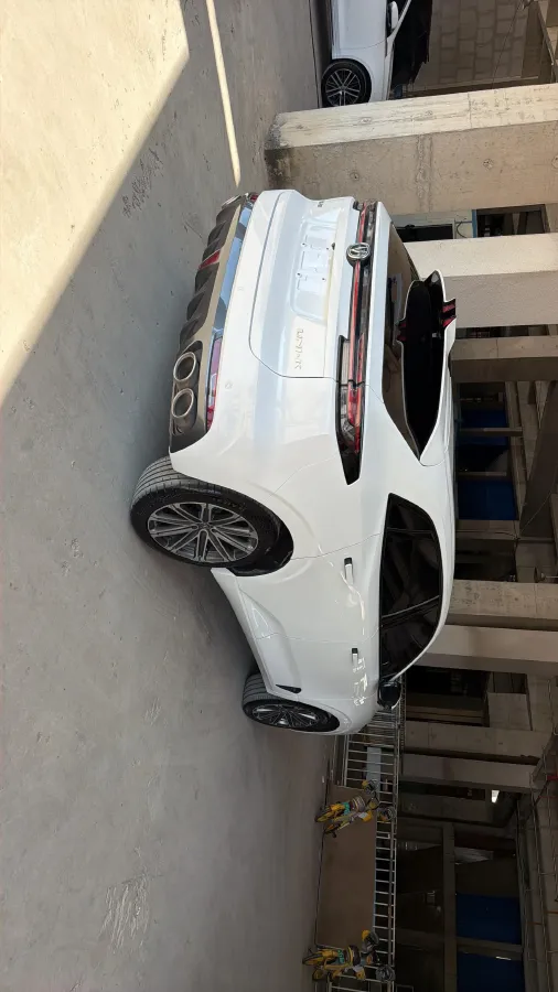 2021 ChangAn UNI-K 2.0T 233HP L4 8AT,autocango,china used car exporter,china ev exporter,chinese used car exporter,chinese used ev exporter