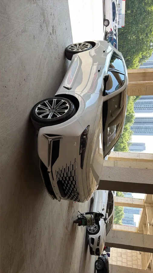 2021 ChangAn UNI-K 2.0T 233HP L4 8AT,autocango,china used car exporter,china ev exporter,chinese used car exporter,chinese used ev exporter