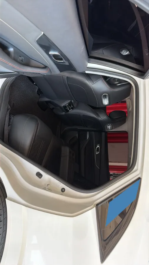 2021 ChangAn UNI-K 2.0T 233HP L4 8AT,autocango,china used car exporter,china ev exporter,chinese used car exporter,chinese used ev exporter