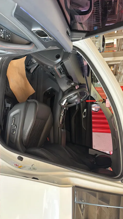 2021 ChangAn UNI-K 2.0T 233HP L4 8AT,autocango,china used car exporter,china ev exporter,chinese used car exporter,chinese used ev exporter