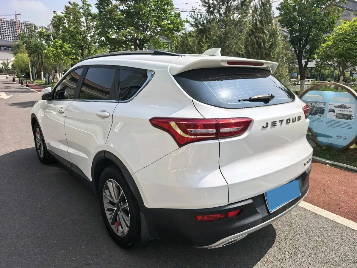 2019 Jetour X70S 1.5T 147HP L4 8AT,autocango,china used car exporter,china ev exporter,chinese used car exporter,chinese used ev exporter