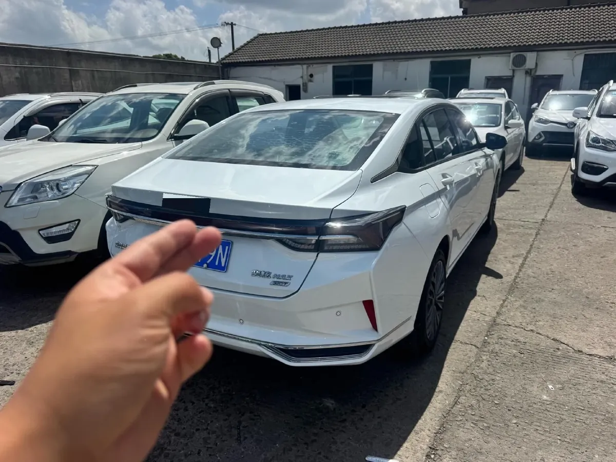 2021 DongFeng Aeolus YiXuan MAX 1.5T 190HP L4 7DCT,autocango,china used car exporter,china ev exporter,chinese used car exporter,chinese used ev exporter