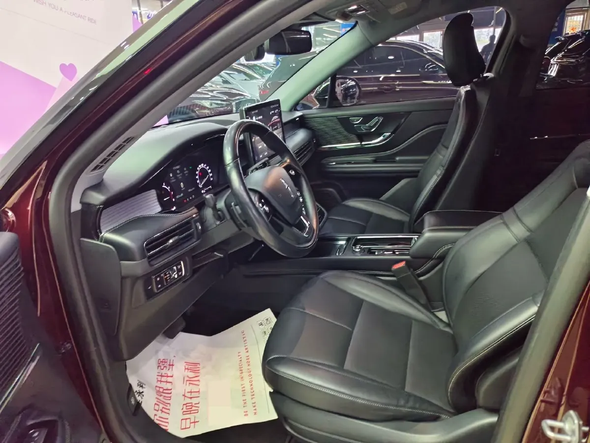 2021 Lincoln Corsair 2.0T 245HP L4 8AT,autocango,china used car exporter,china ev exporter,chinese used car exporter,chinese used ev exporter