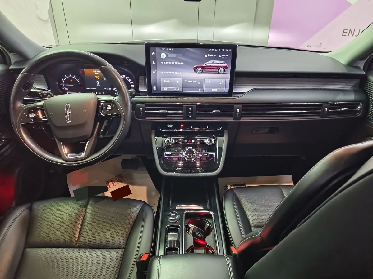 2021 Lincoln Corsair 2.0T 245HP L4 8AT,autocango,china used car exporter,china ev exporter,chinese used car exporter,chinese used ev exporter