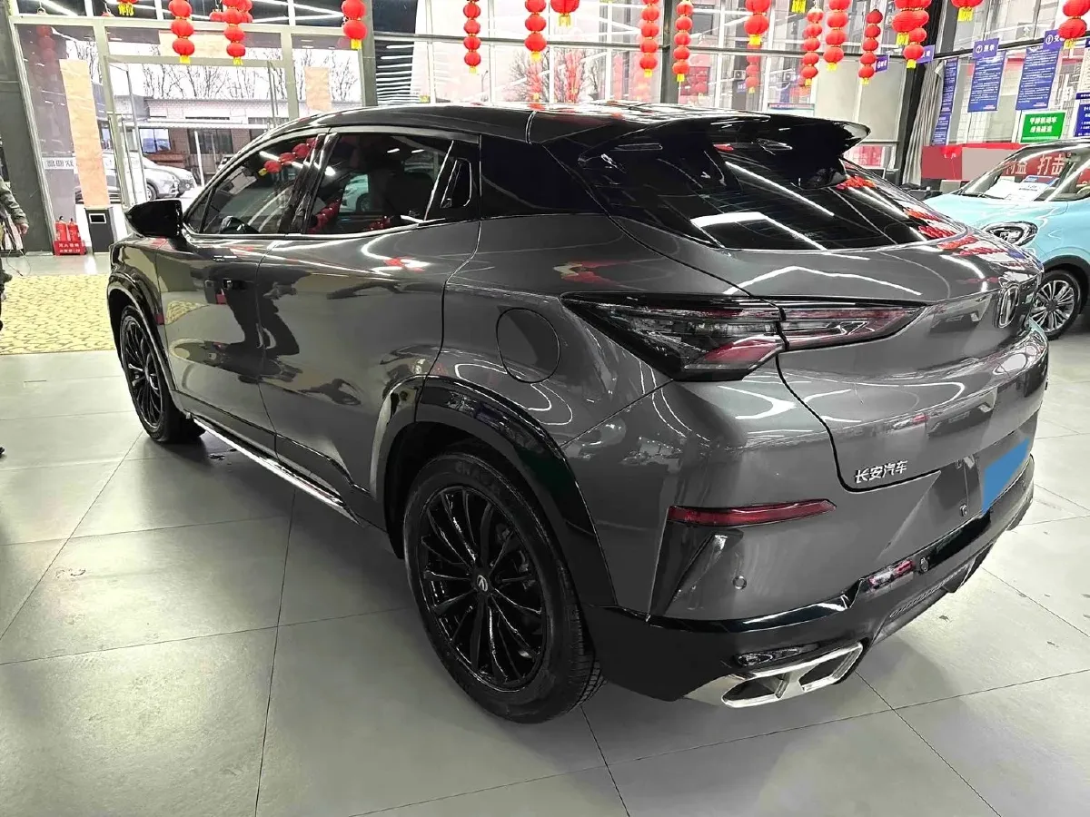 2023 ChangAn UNI-T 1.5T 188HP L4 7DCT,autocango,china used car exporter,china ev exporter,chinese used car exporter,chinese used ev exporter
