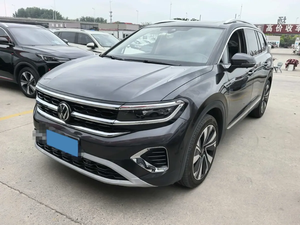 2021 Volkswagen Talagon 2.0T 220HP L4 7DCT,autocango,china used car exporter,china ev exporter,chinese used car exporter,chinese used ev exporter