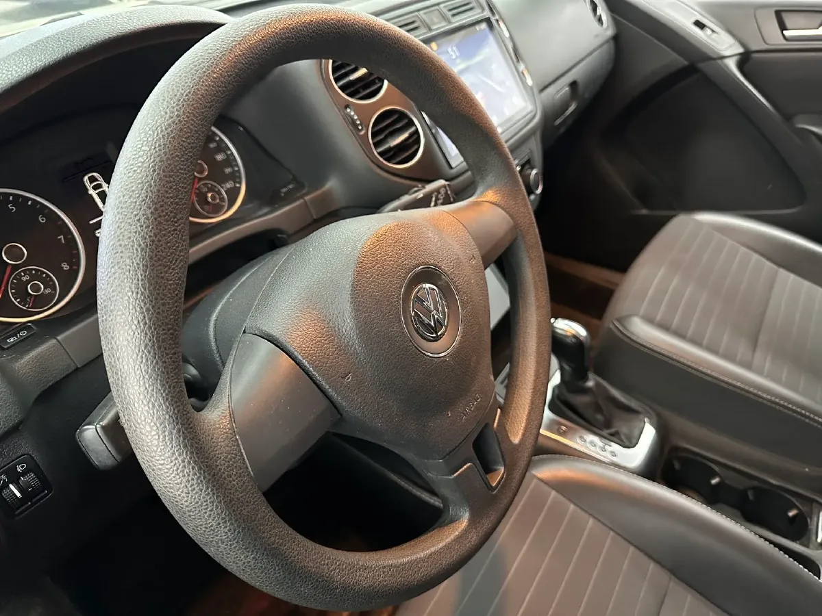 2016 Volkswagen Touran 1.4T 150HP L4 7DCT,autocango,china used car exporter,china ev exporter,chinese used car exporter,chinese used ev exporter
