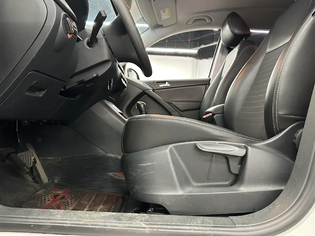 2016 Volkswagen Touran 1.4T 150HP L4 7DCT,autocango,china used car exporter,china ev exporter,chinese used car exporter,chinese used ev exporter