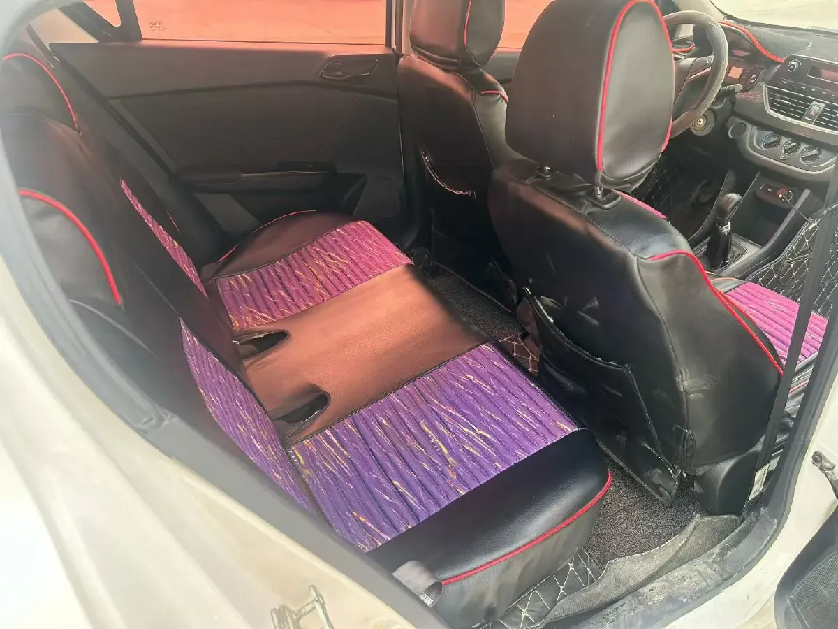 2020 BaoJun 310 1.2L 80HP L4 5MT,autocango,china used car exporter,china ev exporter,chinese used car exporter,chinese used ev exporter