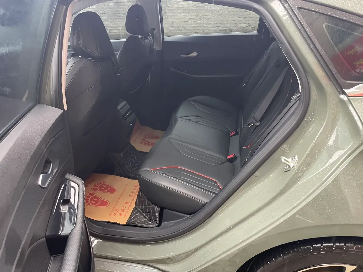 2022 Geely Binray 1.5T 181HP L4 7DCT,autocango,china used car exporter,china ev exporter,chinese used car exporter,chinese used ev exporter