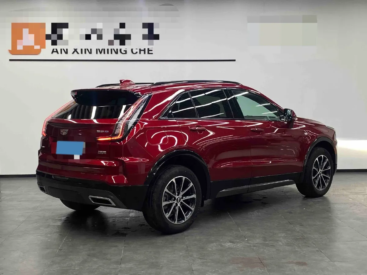 2024 Cadillac XT4 2.0T 237HP L4 9AT,autocango,china used car exporter,china ev exporter,chinese used car exporter,chinese used ev exporter