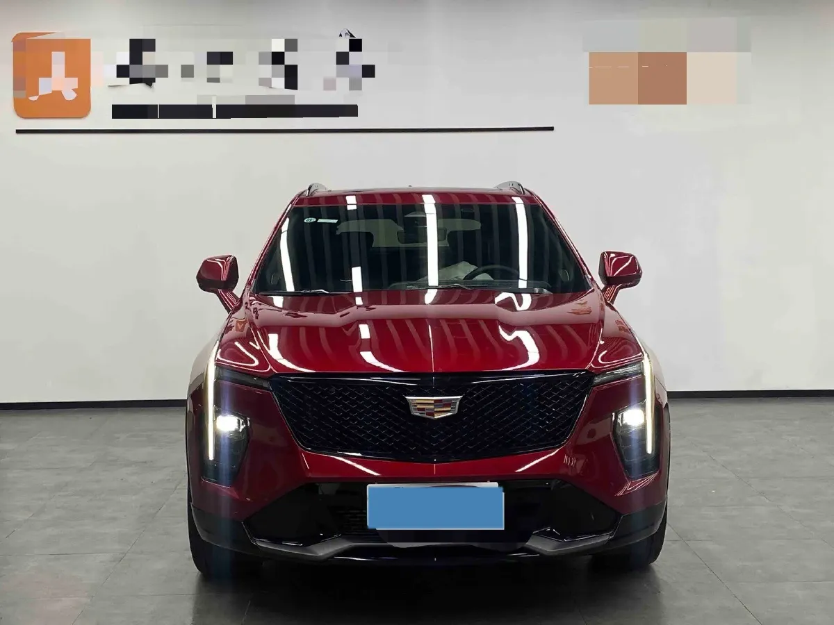 2024 Cadillac XT4 2.0T 237HP L4 9AT,autocango,china used car exporter,china ev exporter,chinese used car exporter,chinese used ev exporter