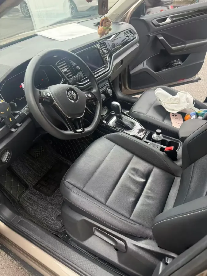 2019 Volkswagen T-Roc 1.4T 150HP L4 7DCT,autocango,china used car exporter,china ev exporter,chinese used car exporter,chinese used ev exporter