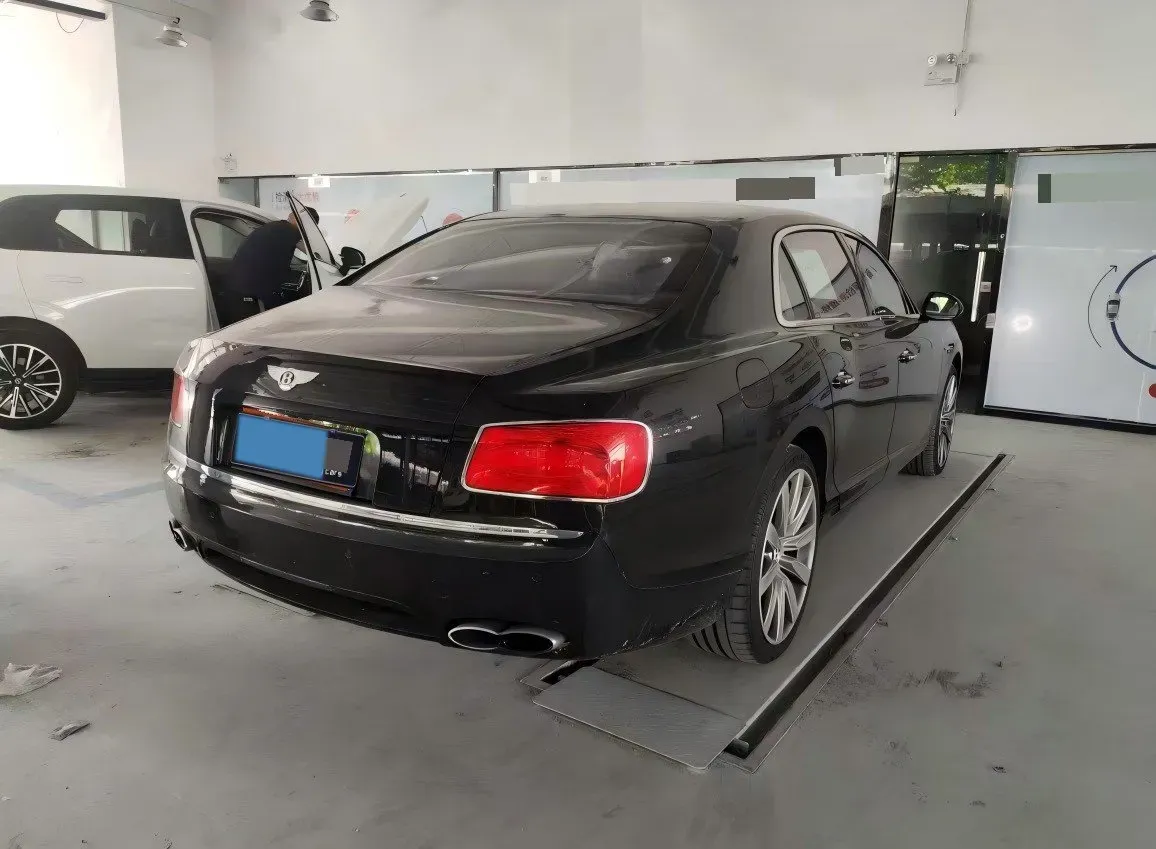 2017 Bentley Flying Spur 4.0T 507HP V8 8AT,autocango,china used car exporter,china ev exporter,chinese used car exporter,chinese used ev exporter