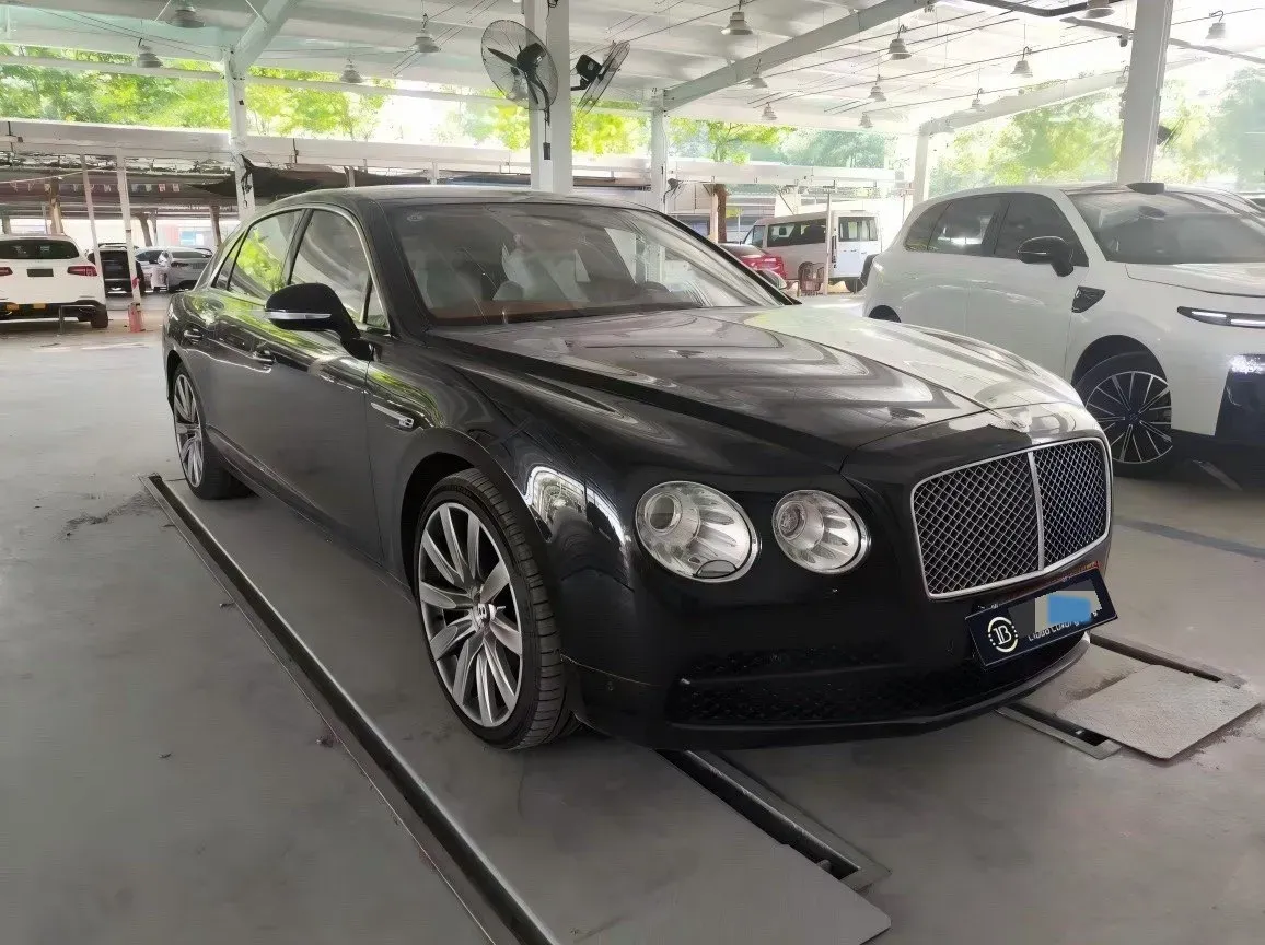 2017 Bentley Flying Spur 4.0T 507HP V8 8AT,autocango,china used car exporter,china ev exporter,chinese used car exporter,chinese used ev exporter