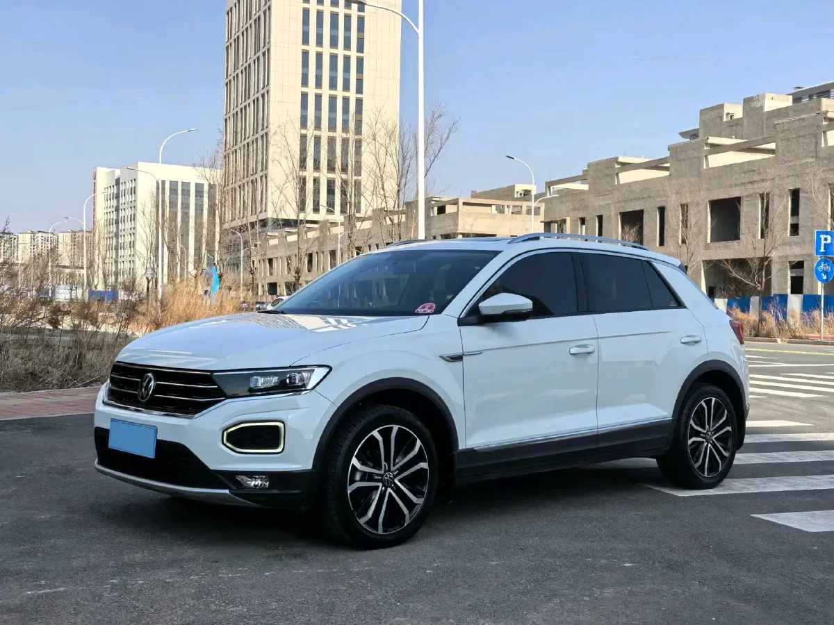2021 Volkswagen T-Roc 1.4T 150HP L4 7DCT,autocango,china used car exporter,china ev exporter,chinese used car exporter,chinese used ev exporter