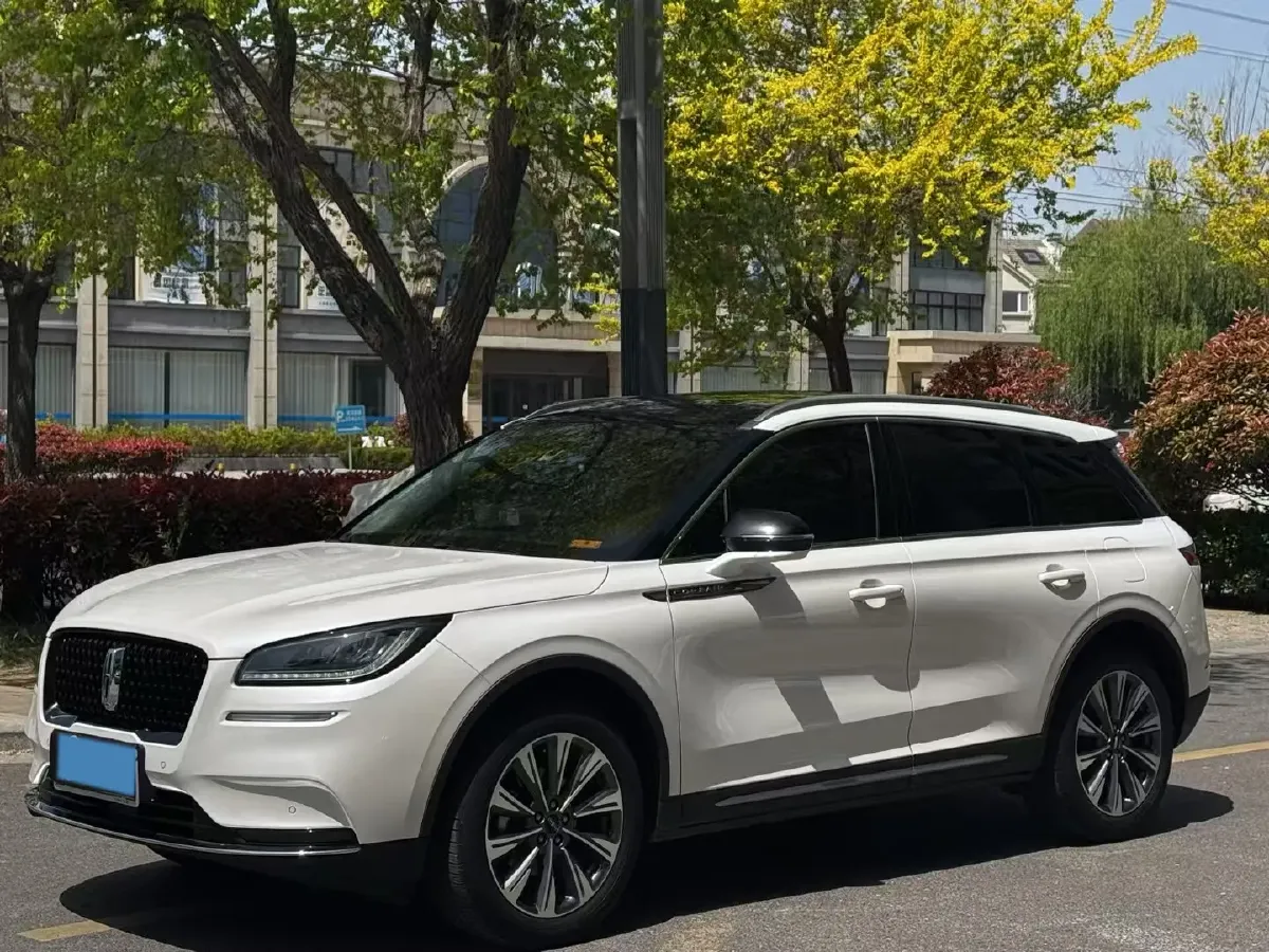 2022 Lincoln Corsair 2.0T 245HP L4 8AT,autocango,china used car exporter,china ev exporter,chinese used car exporter,chinese used ev exporter